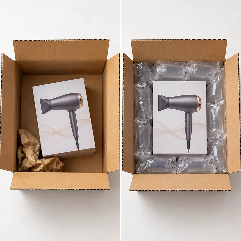 包材管理與包裝方式對比,左側紙箱僅使用少量牛皮紙填充,商品周圍留有大量空隙;右側使用充氣緩衝袋固定商品,呈現不同包材用量與商品保護效果的差異。